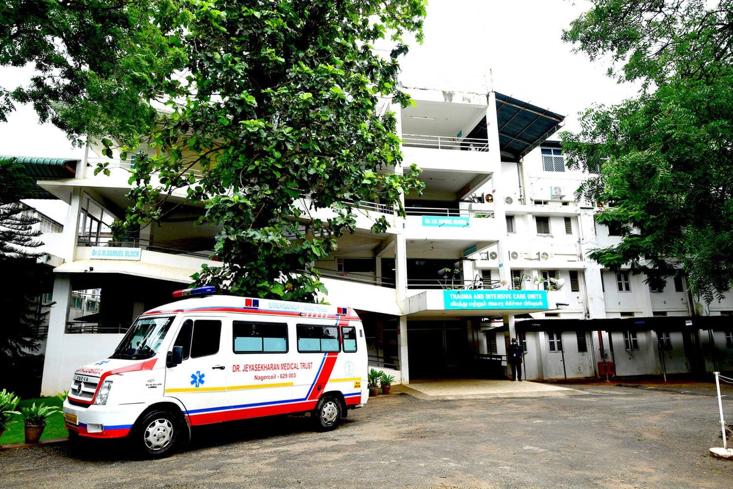 24/7 Emergency Services